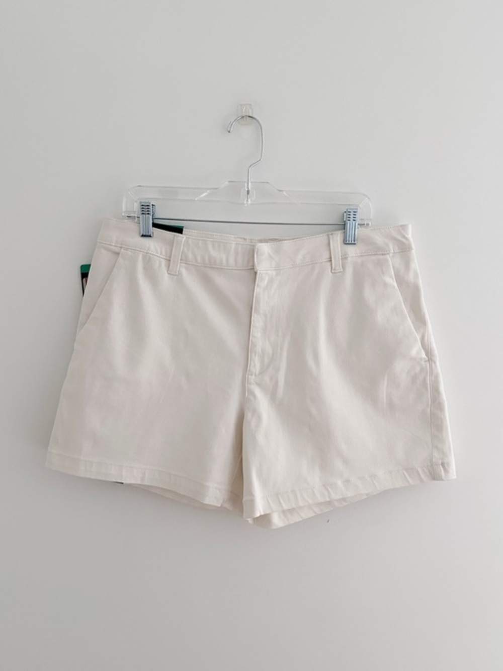 NWT Banana Republic Chino Shorts White Classic Fit Cotton Stretch Size 12